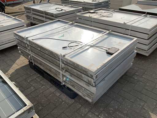 CentroSolar Zonnepanelen met steunen (11x)