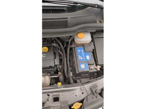 Opel%2520Zafira%252015-RSJ-9.mp4