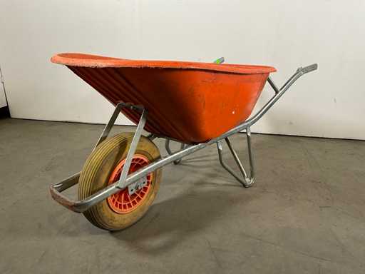 Fort Wheelbarrow 100L
