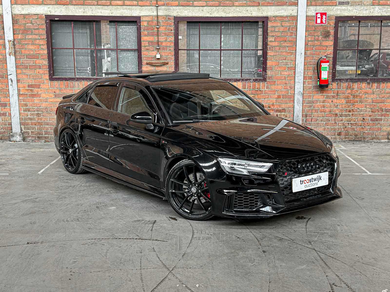 Audi A3 (RS3-LOOK) 1.8 TFSI 250pk 2015, G-248-DP