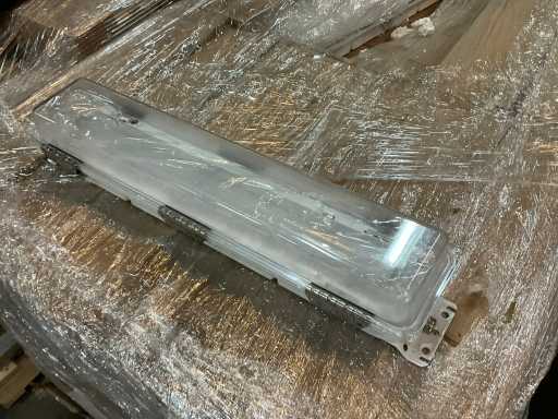 Glamox GKI-6040 Apparecchio fluorescente marino a LED (12x)