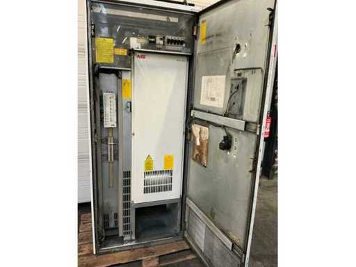ABB ACS607-0140-3 Frequenzwandler mit Steuerbox