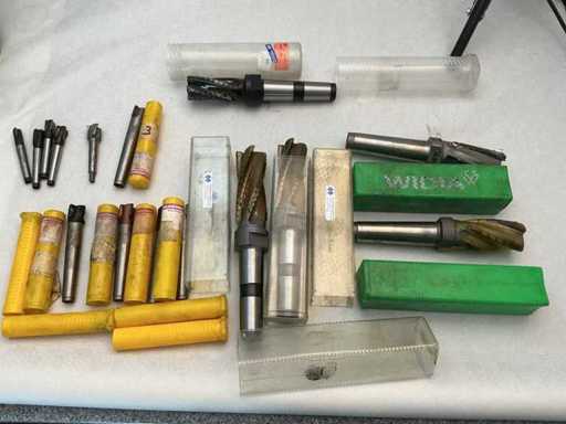 Widia Assortment HM End Mill incl. HM Countersink (15x) MK1/2/3