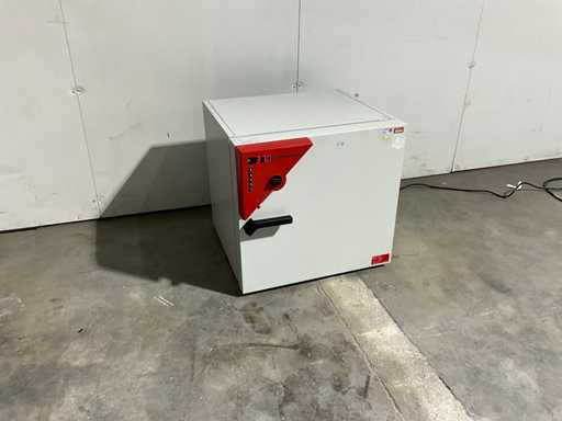 Binder BF53 incubator