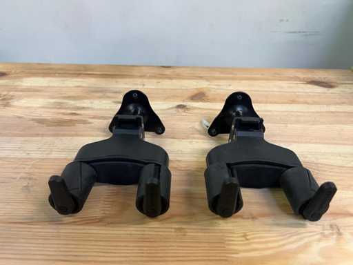 Hercules - Set di supporti per chitarra da parete (2 pezzi)
