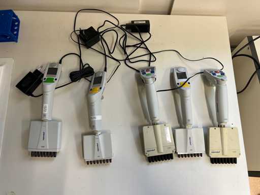 Eppendorf - Multikanaals Digitale Pipettenset