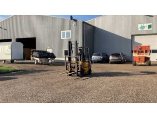 56bea386-c5ab-4d7f-9e2a-3fdc87a4729c.mp4