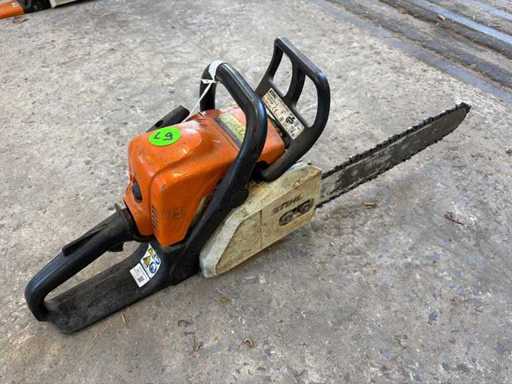 Stihl - 2014 - MS180 - Chainsaw