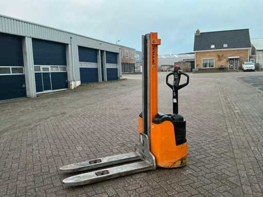 2004 Still EGV12 Stacker