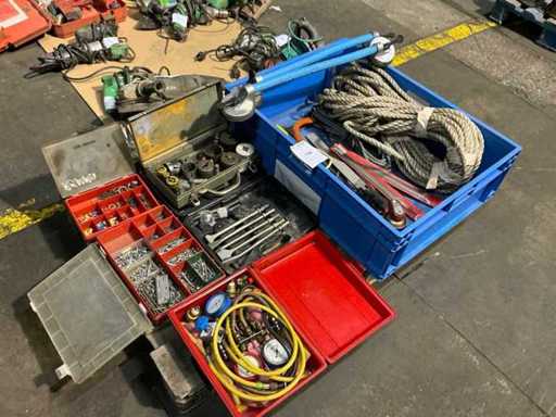 Série d’outils manuels