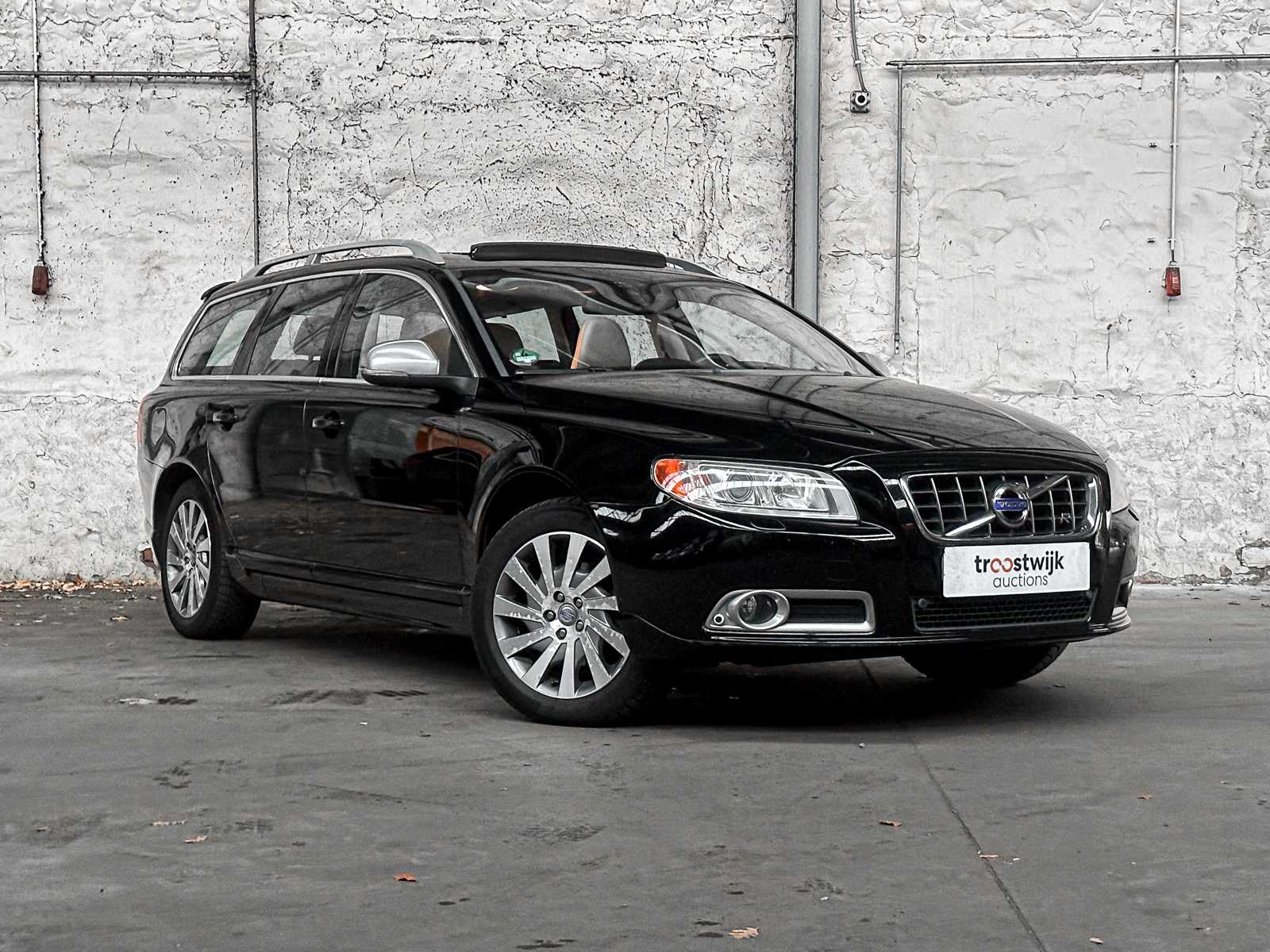 Volvo V70 1.6 T4 Lim. Edition 179PK 20011, 42-RRK-6