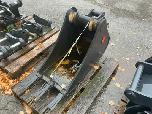 ACB - 2016 - LOW SPOON 450MM - 160L