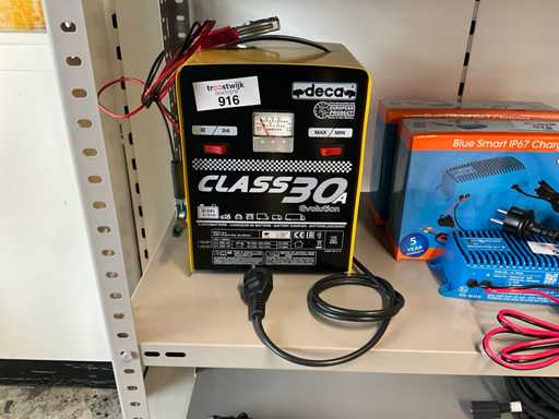 2022 Deca Classe 30a Caricabatteria