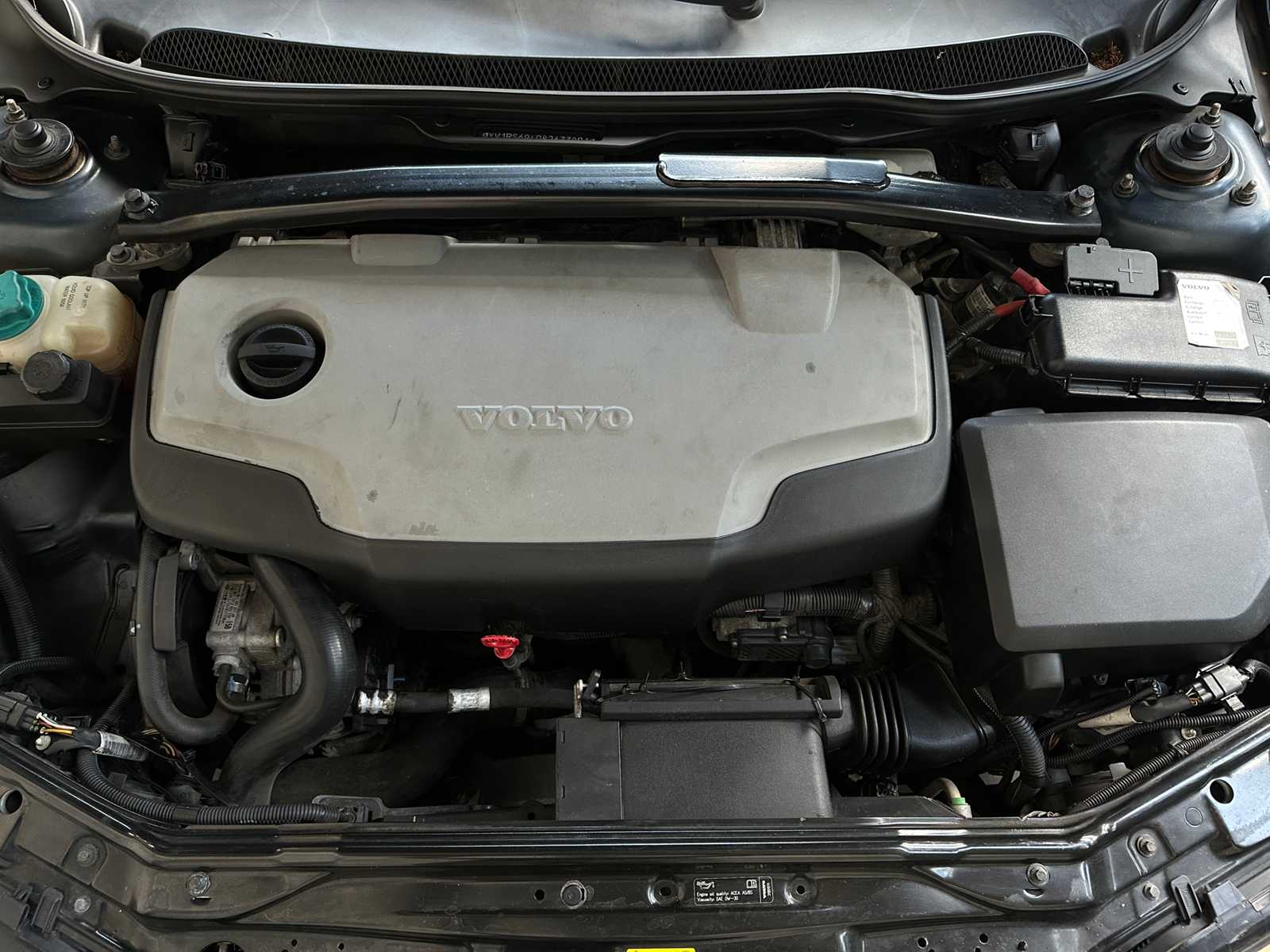 Volvo S60 2.4D Momentum 163hp 2007, 07-XL-GT