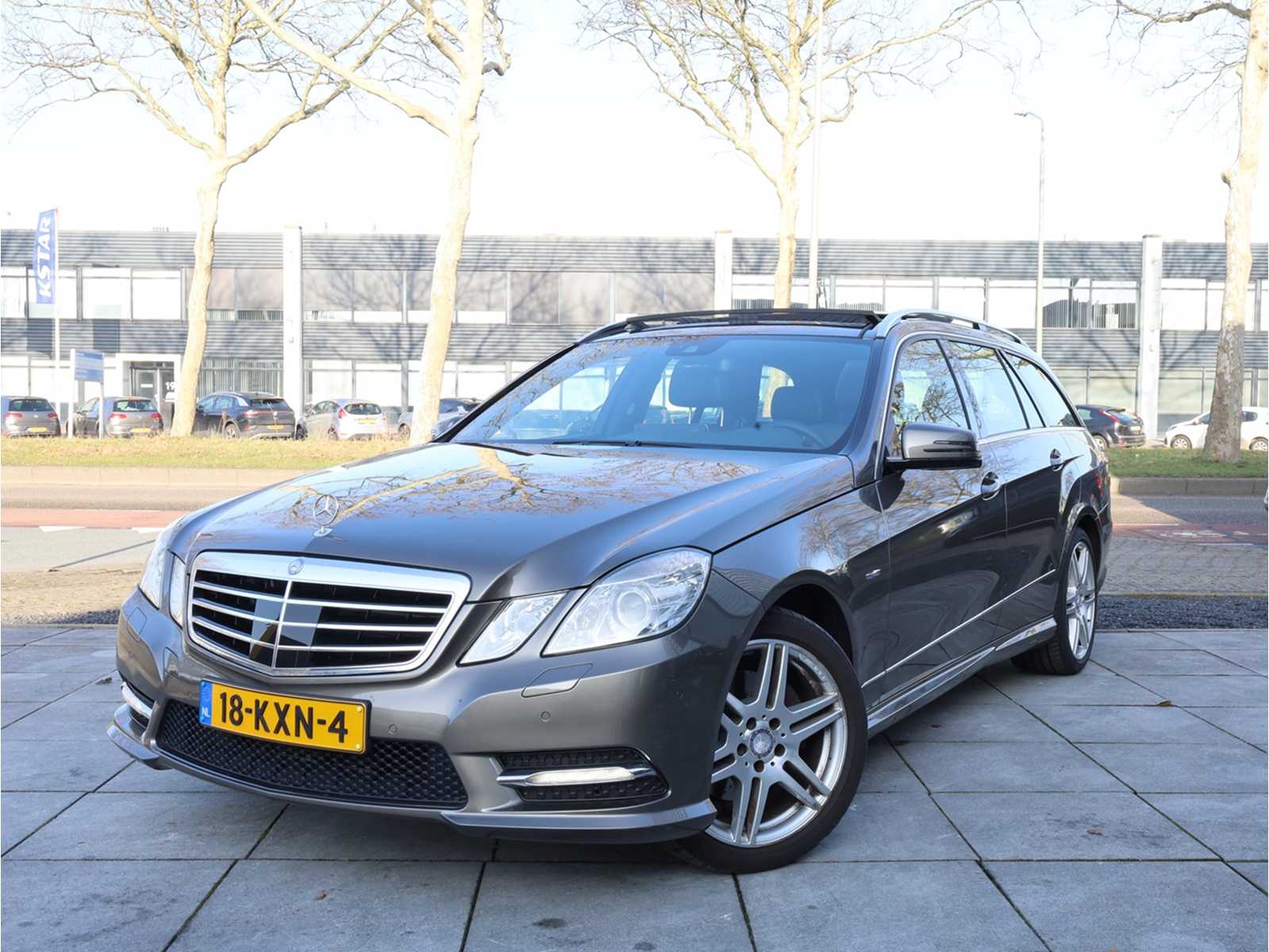 Mercedes-Benz E-class Estate 350 CGI Avantgarde Automatic 2010, 18-KXN-4