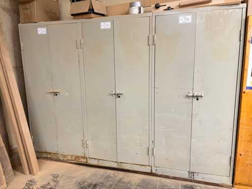   Stahlschränke 3 Stück