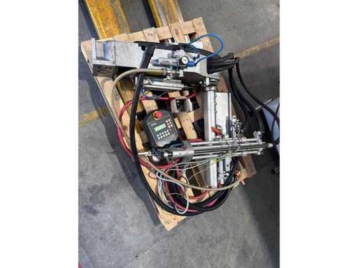 Engel Sprue Picker - 2008 / Engel - ER-USP 5 