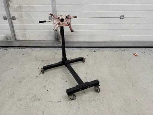 Motor mount mobile