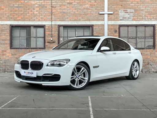 BMW ActiveHybrid7 M-Sport 3.0 L6 354pk 2014 7-serie 