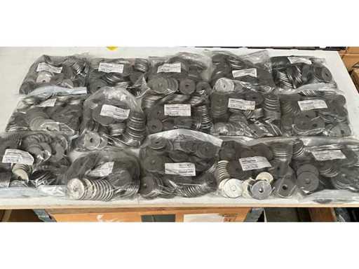 RVS Ring 13,5 x 54, 1 x 4 totaal 90 kg (1473x)