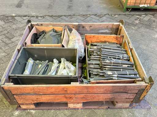 Partij legertent onderdelen