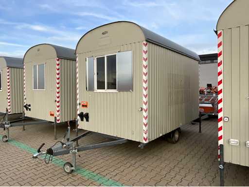 Remorc? Weiro Holzbau Bauwagen Rasant 350 Schaft 2015