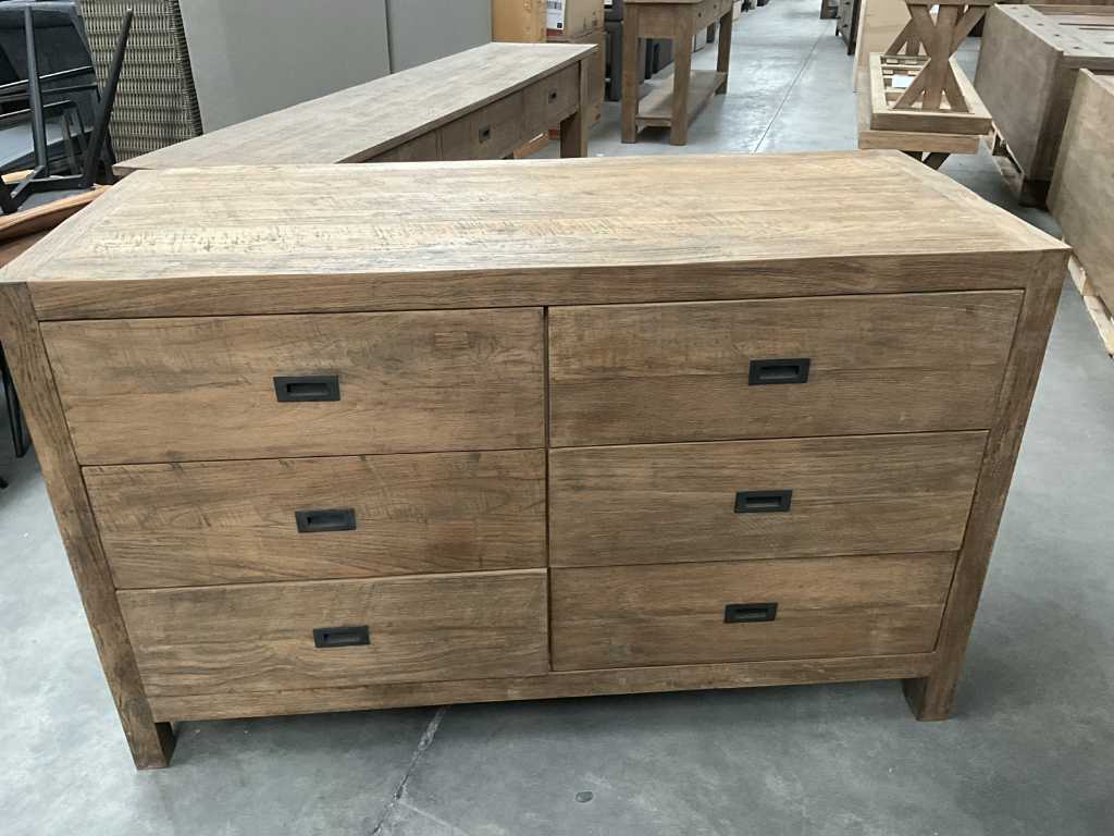 1x Chest of drawers 6 drawers