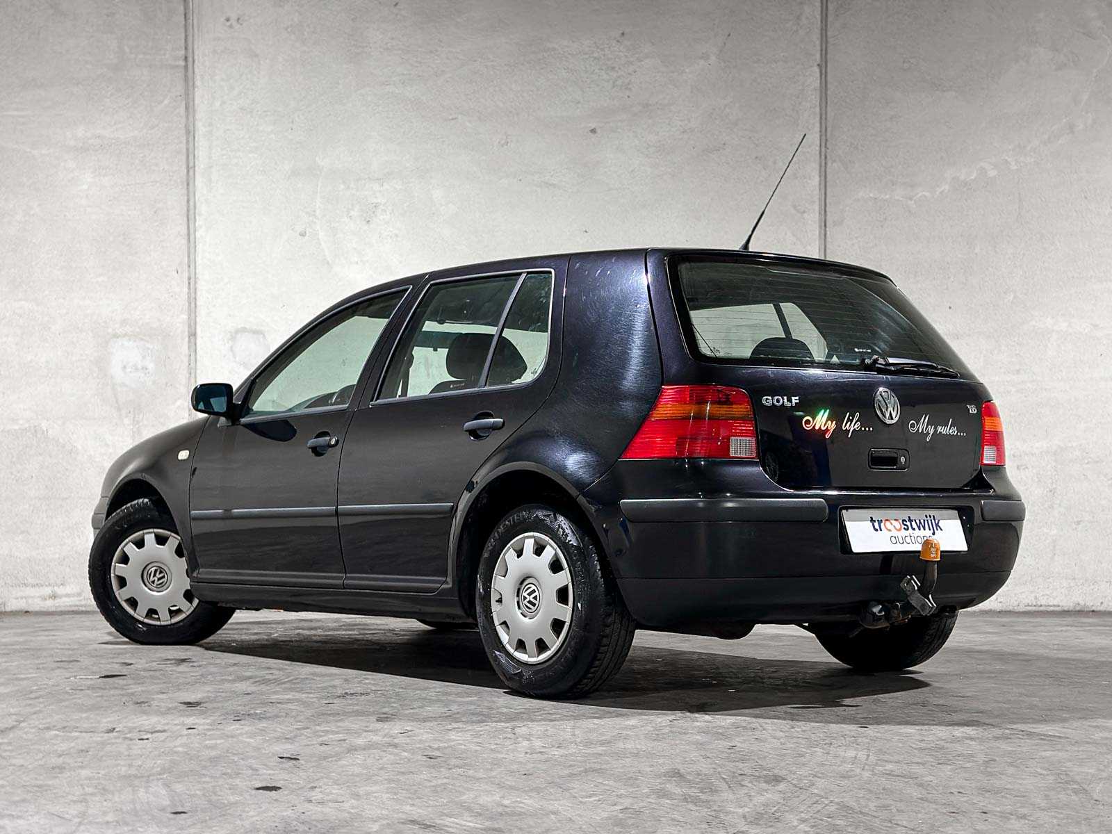 Volkswagen Golf 1.6 Trendline 101pk 2000, 99-DT-KF