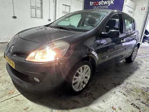 Renault - Clio - 1.2-16V Collection - 35-HVP-9