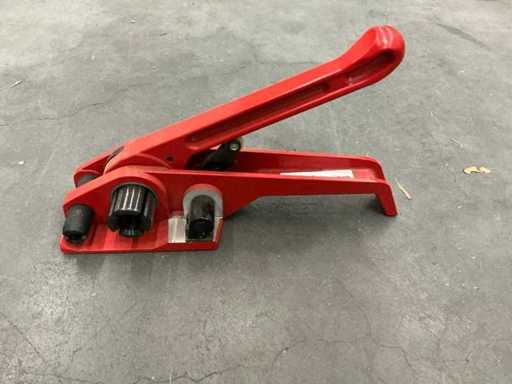 Manual belt tensioner