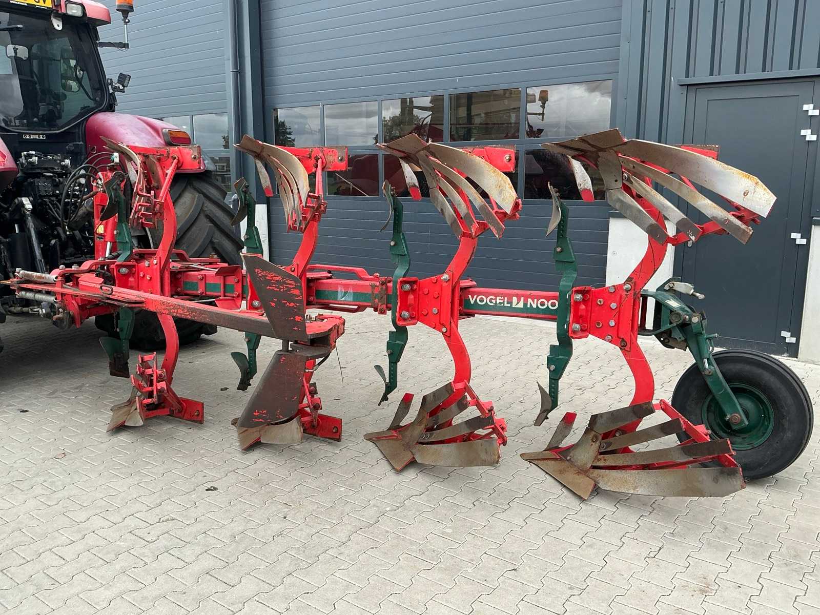 Vogel & Noot Plus XMS 950 Vario Plough