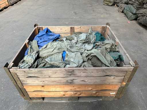 Charge von Army-Overalls