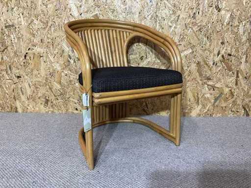 Dining chair