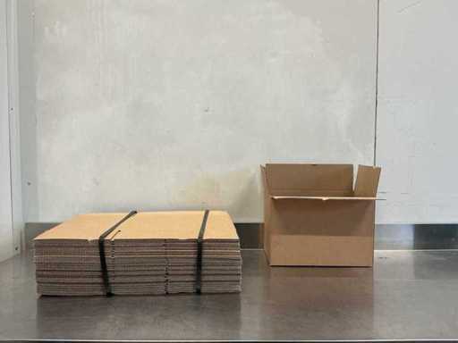 Boîte en carton (200x)