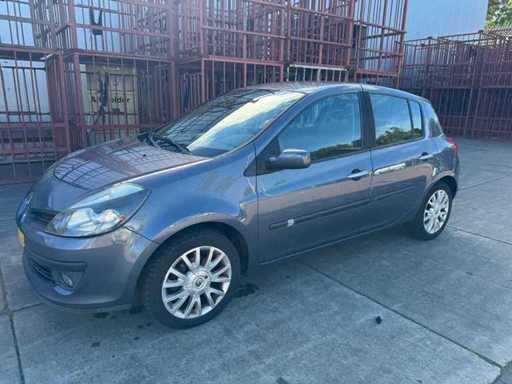 Renault  Clio 1.4-16V Exception Cool 70-TS-ZV