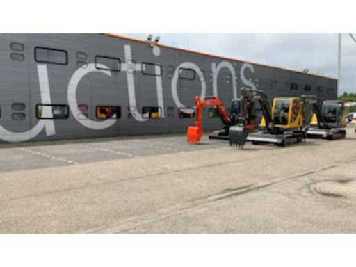 db1128c4-21c7-4fb9-9602-6a66b4c7c8f8.mp4