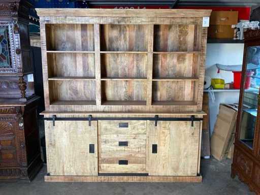 Storage cabinet
