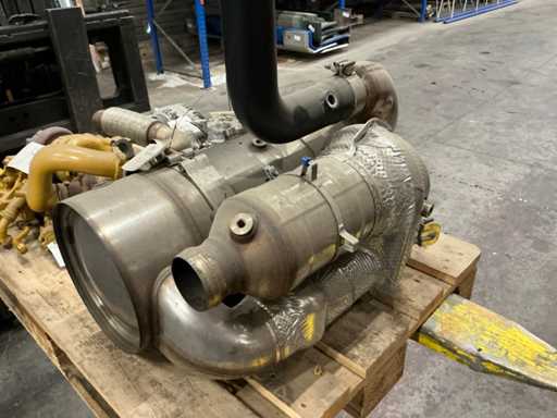 Caterpillar 320 Catalytic Converter