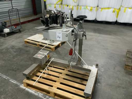 2000 Avery AS 230R Label applicator