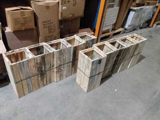 Tall wooden flower boxes (10x)