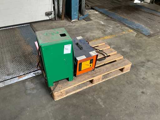 Battery charger 24/47 Volt (3x)