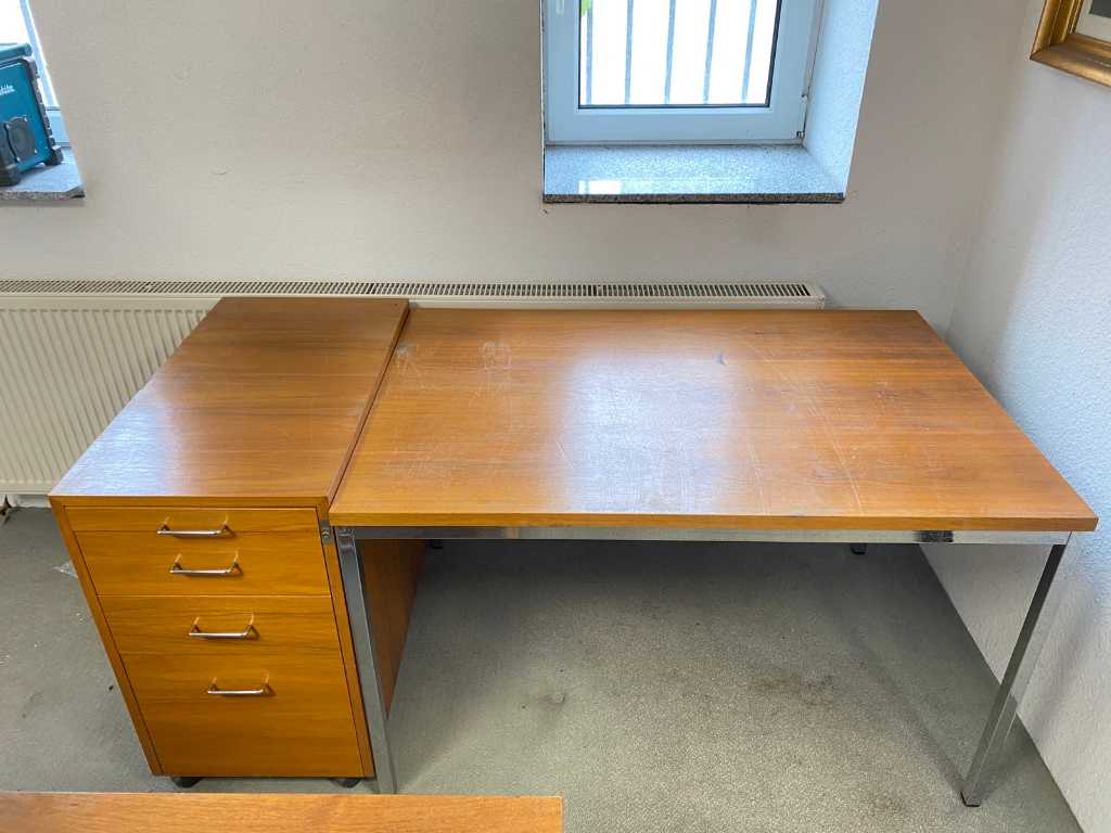 Schubladenschrank mit Schreibtisch