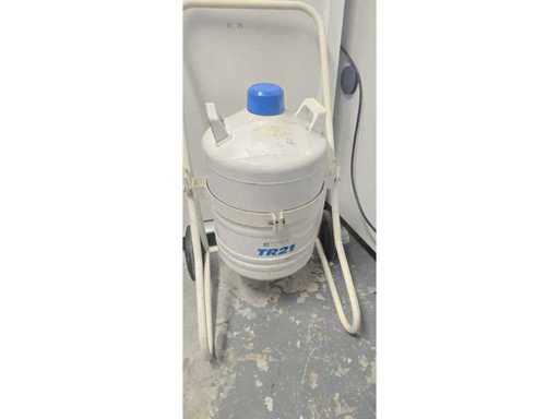 AIR LIQUIDE - TR21 - liquid nitrogen generator with tipping trolley
