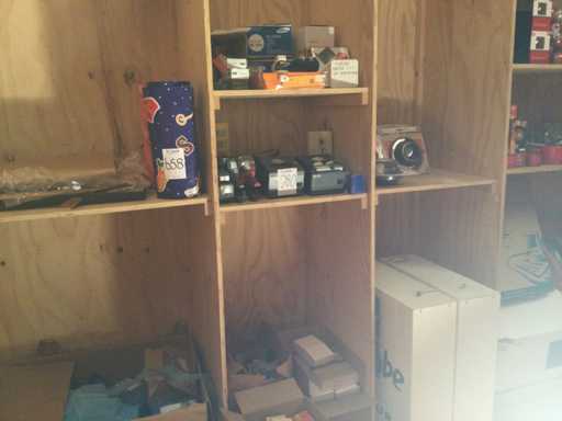 Lotto di forniture per ufficio/officina