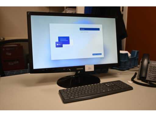 Processeur Asus Intel Core i3-10100 Windows 11 Pro Desktop avec moniteur Samsung Syncmaster S27"