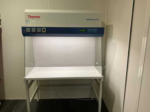 THERMO SCIENTIFIC HERAGuard Eco 1.2 Kaptur sto?owy