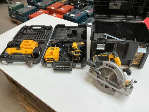 Akkuloses Werkzeug (3x)