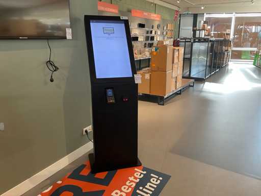 Terminal de boutique en ligne avec distributeur automatique de billets et lecteur de codes-barres