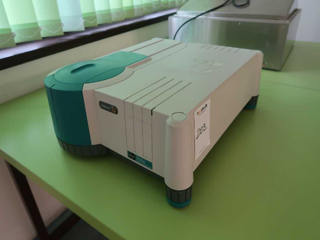 Varian - Cary 50 - Spectrophotometer