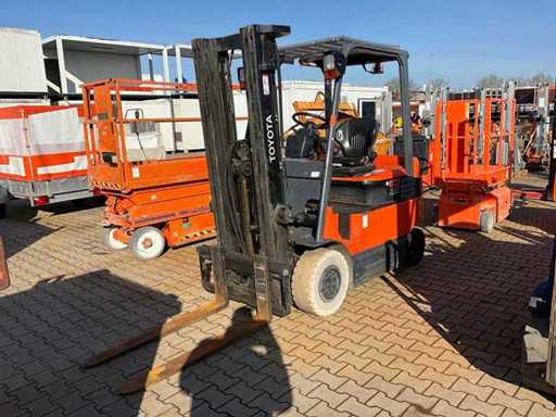 Élévateur Toyota 7FBMF25 2012